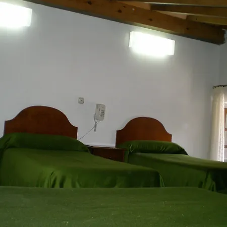 Hotel Puerta Romeros Burgo