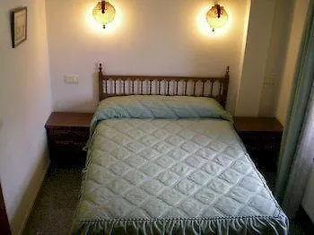 Puerta Romeros 2* Burgo