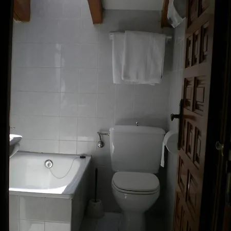 Hotel Puerta Romeros